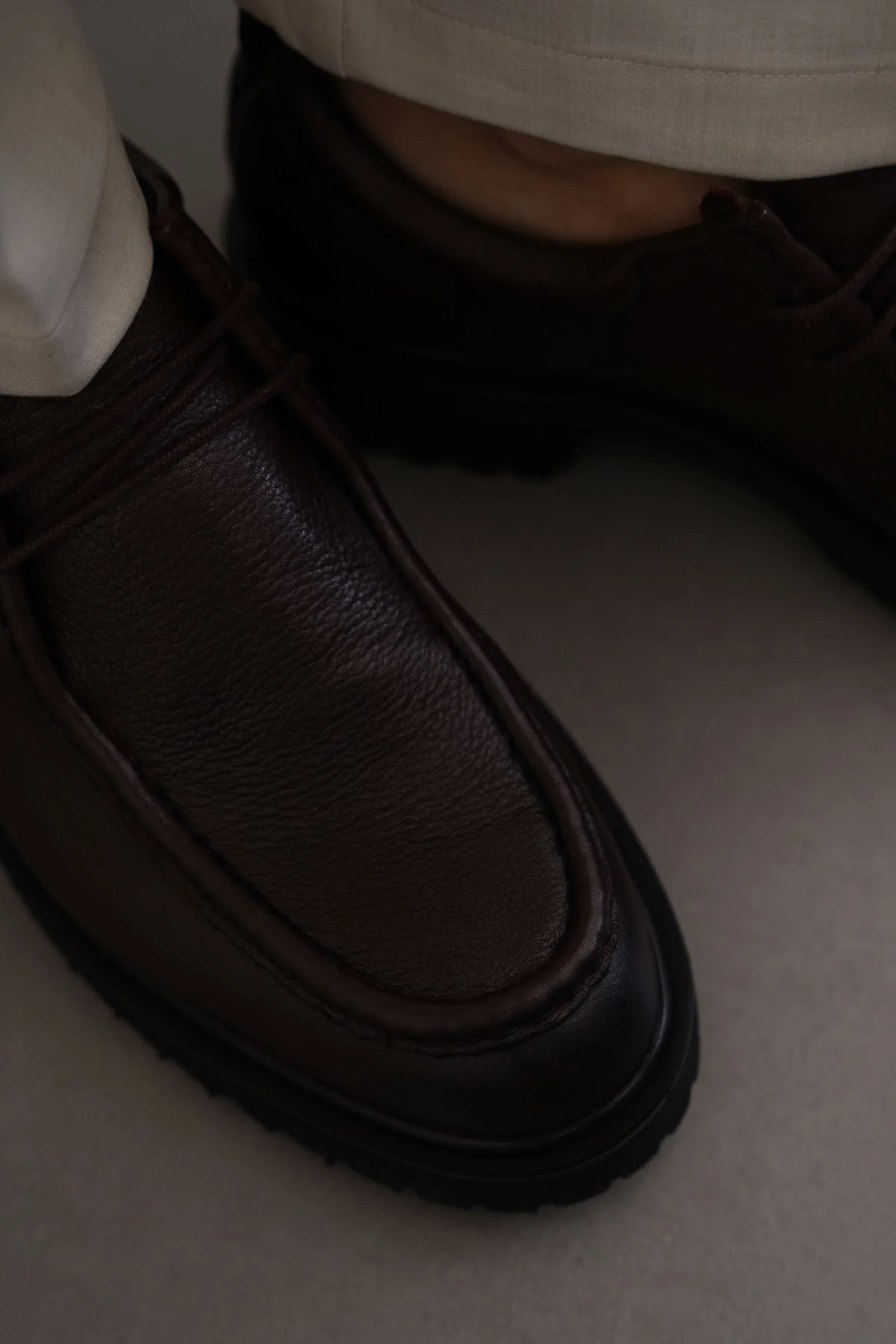 LEATHER MOC TOE SHOES